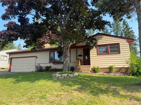 Photo of 4623 Tioga St, Duluth, MN 55804 (MLS # 6115153)