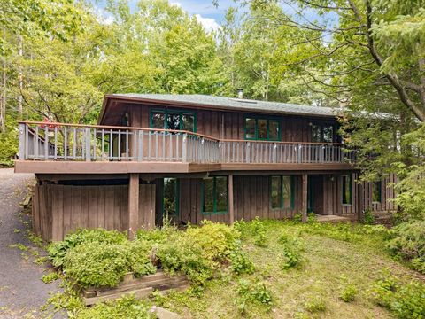 Photo of 2207 Heather Ave, Duluth, MN 55803 (MLS # 6121352)