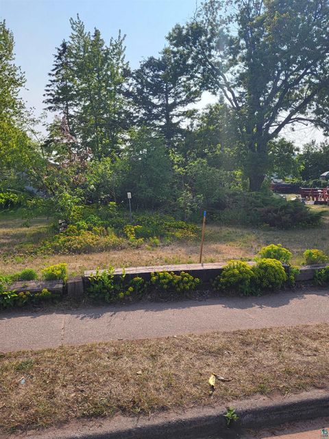 Photo of 8 S Lake Ave, Duluth, MN 55802 (MLS # 6108772)