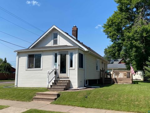 Photo of 231 S 60th Ave W Ave, Duluth, MN 55807 (MLS # 6115026)