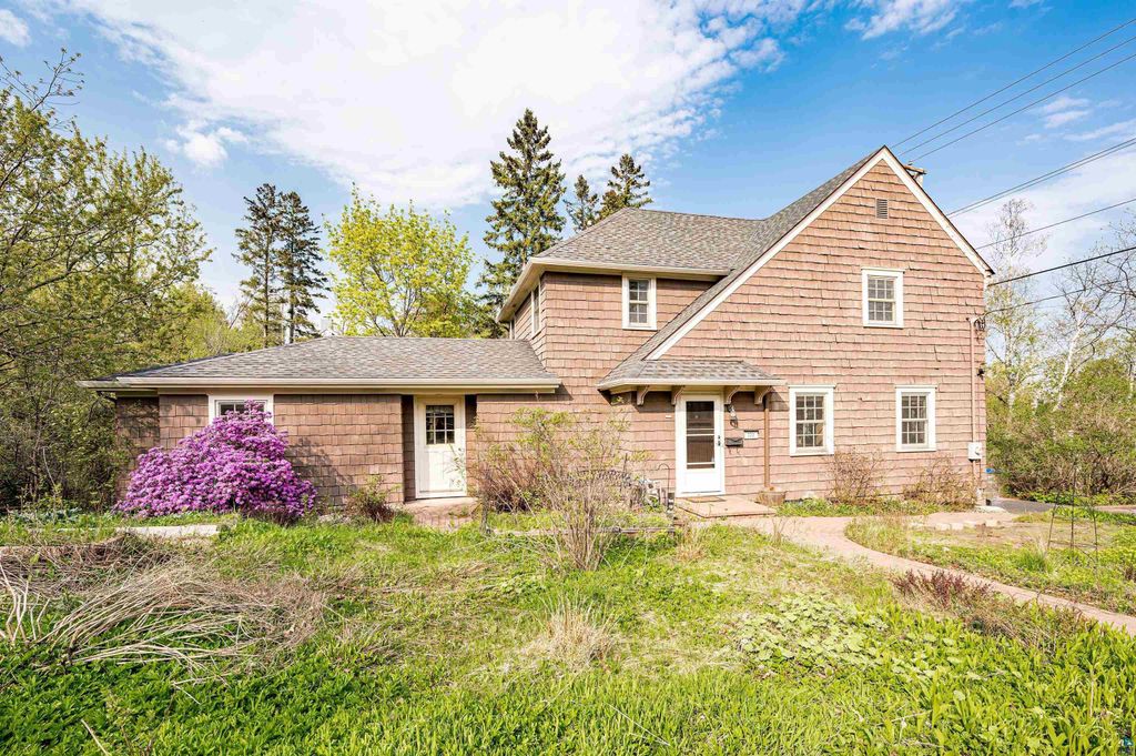 Photo for 322 N 22nd Ave E Ave, Duluth, MN 55812 (MLS # 6108276)