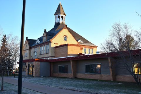 618 Beaser Ave Ashland WI 54806