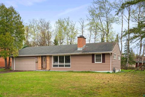 3802 Crescent View Ave, Duluth, MN 55804 - MLS#: 6113570