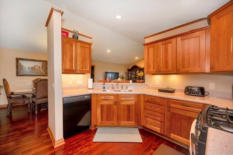 Tiny photo for 205 Bluff's Ridge Ct, Duluth, MN 55811 (MLS # 6122016)