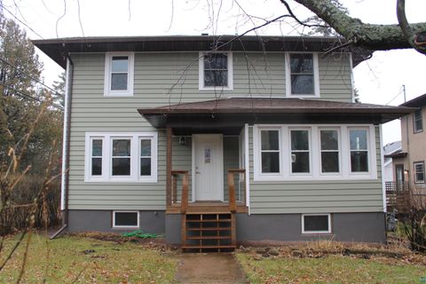 Photo of 214 N 40th Ave E Ave, Duluth, MN 55804 (MLS # 6111738)
