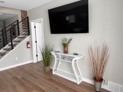 Tiny photo for 8610 Maynard Pl, Duluth, MN 55807 (MLS # 6122063)