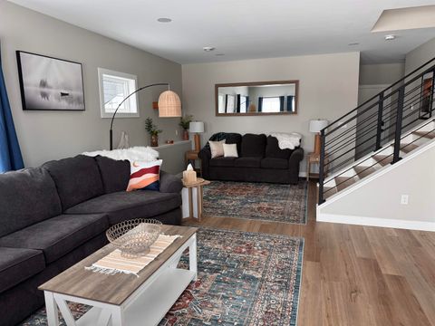 Tiny photo for 8610 Maynard Pl, Duluth, MN 55807 (MLS # 6122063)