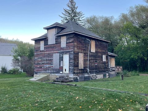 Tiny photo for 3717 W 6th St, Duluth, MN 55807 (MLS # 6122156)
