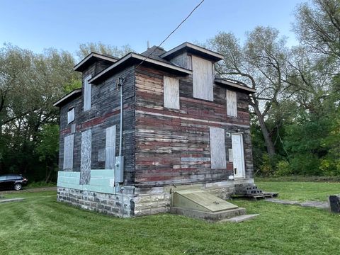 Tiny photo for 3717 W 6th St, Duluth, MN 55807 (MLS # 6122156)