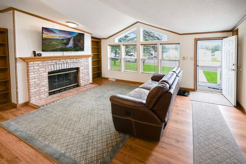 Tiny photo for 11 Korda Dr, Duluth, MN 55808 (MLS # 6122151)