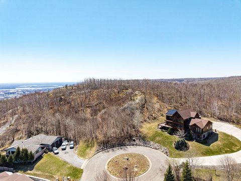 Tiny photo for 29 W 15th St, Duluth, MN 55807 (MLS # 6120785)