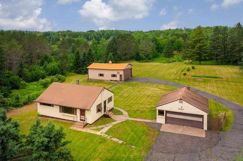 Photo of 5053 Morris Thomas Rd, Hermantown, MN 55811 (MLS # 6120584)