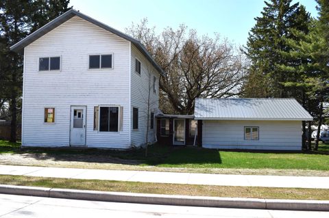 834 W Bayfield St Washburn WI 54891