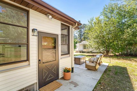 Tiny photo for 301 W Winona St, Duluth, MN 55803 (MLS # 6122147)