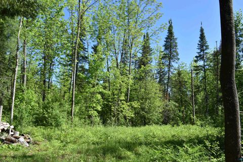 8XX W 4th St Washburn WI 54891