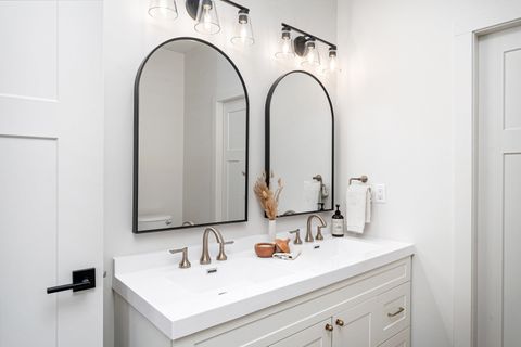 Tiny photo for 4163 W Calvary Rd, Duluth, MN 55803 (MLS # 6122819)