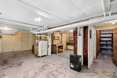 Tiny photo for 4401 Gilliat St, Duluth, MN 55804 (MLS # 6127670)