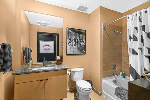 Tiny photo for 311 E Superior St #905, Duluth, MN 55802 (MLS # 6122960)