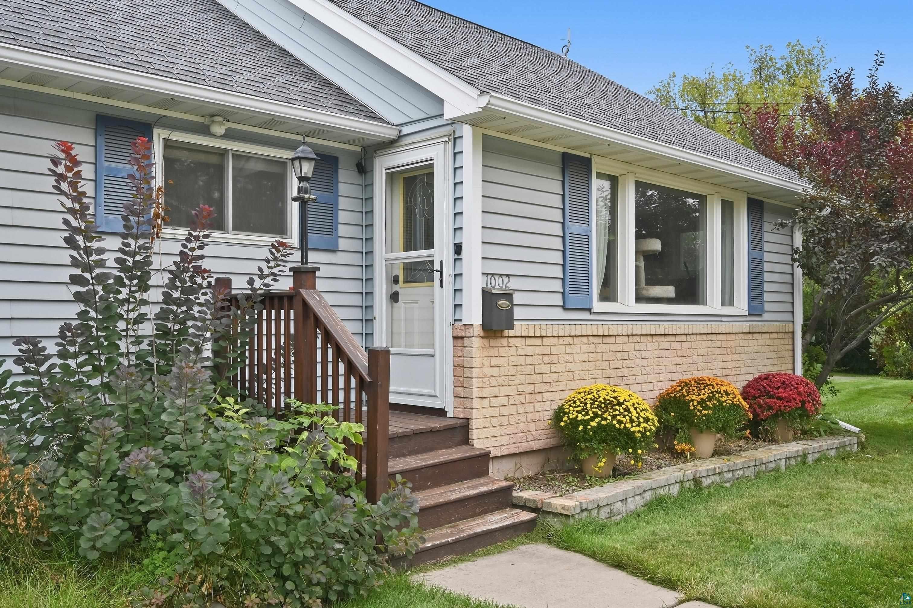 1002 Catlin Ave