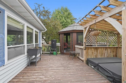 Tiny photo for 1002 Catlin Ave, Superior, WI 54880 (MLS # 6128075)