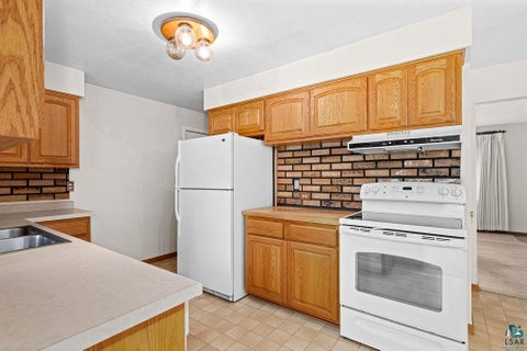 Tiny photo for 3131 Chambersburg Ave, Duluth, MN 55811 (MLS # 6126927)