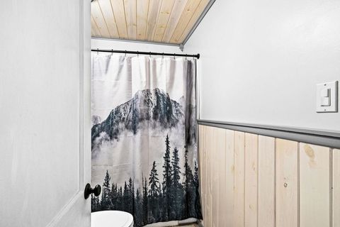 Tiny photo for 201 S Blackman Ave, Duluth, MN 55811 (MLS # 6123126)