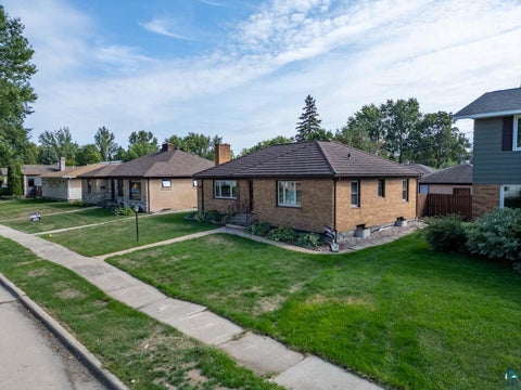 Tiny photo for 716 S 9th St, Virginia, MN 55792 (MLS # 6127847)