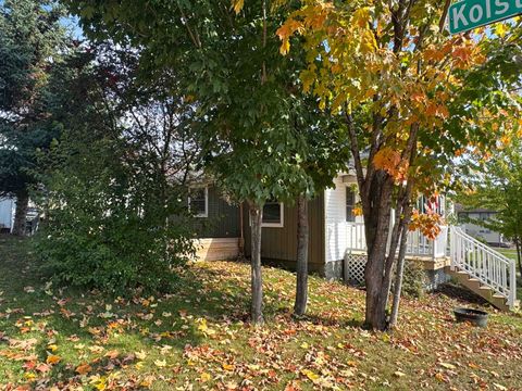 Tiny photo for 245 W Anoka St, Duluth, MN 55803 (MLS # 6122418)