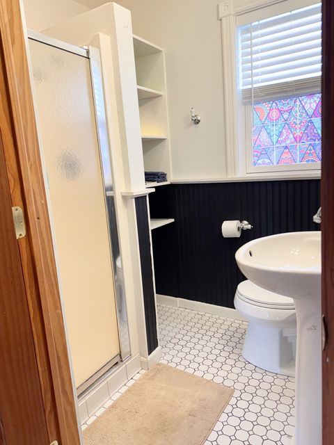 Tiny photo for 245 W Anoka St, Duluth, MN 55803 (MLS # 6122418)