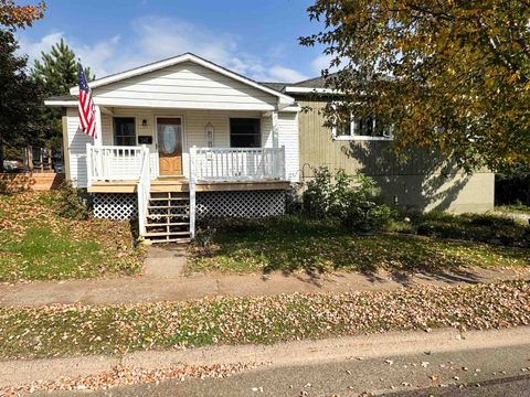 Tiny photo for 245 W Anoka St, Duluth, MN 55803 (MLS # 6122418)