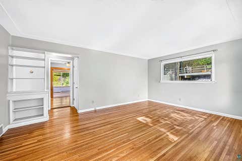 Tiny photo for 1319 Brainerd Ave, Duluth, MN 55811 (MLS # 6126780)