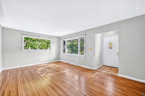 Tiny photo for 1319 Brainerd Ave, Duluth, MN 55811 (MLS # 6126780)