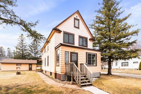 Photo of 301 S 59th Ave W Ave, Duluth, MN 55807 (MLS # 6124288)