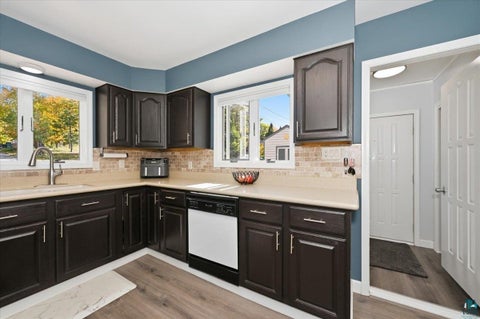 Tiny photo for 128 E Mankato St, Duluth, MN 55803 (MLS # 6128391)