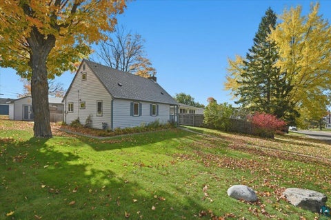 Tiny photo for 128 E Mankato St, Duluth, MN 55803 (MLS # 6128391)