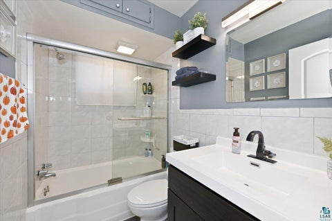 Tiny photo for 128 E Mankato St, Duluth, MN 55803 (MLS # 6128391)