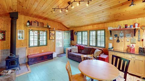 Tiny photo for 4635 Highway 61 E, Hovland, MN 55606 (MLS # 6125871)