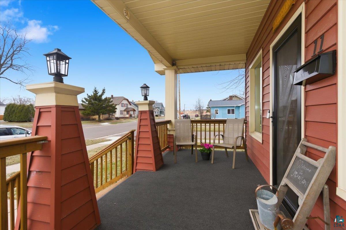 11 B Hayes Ct