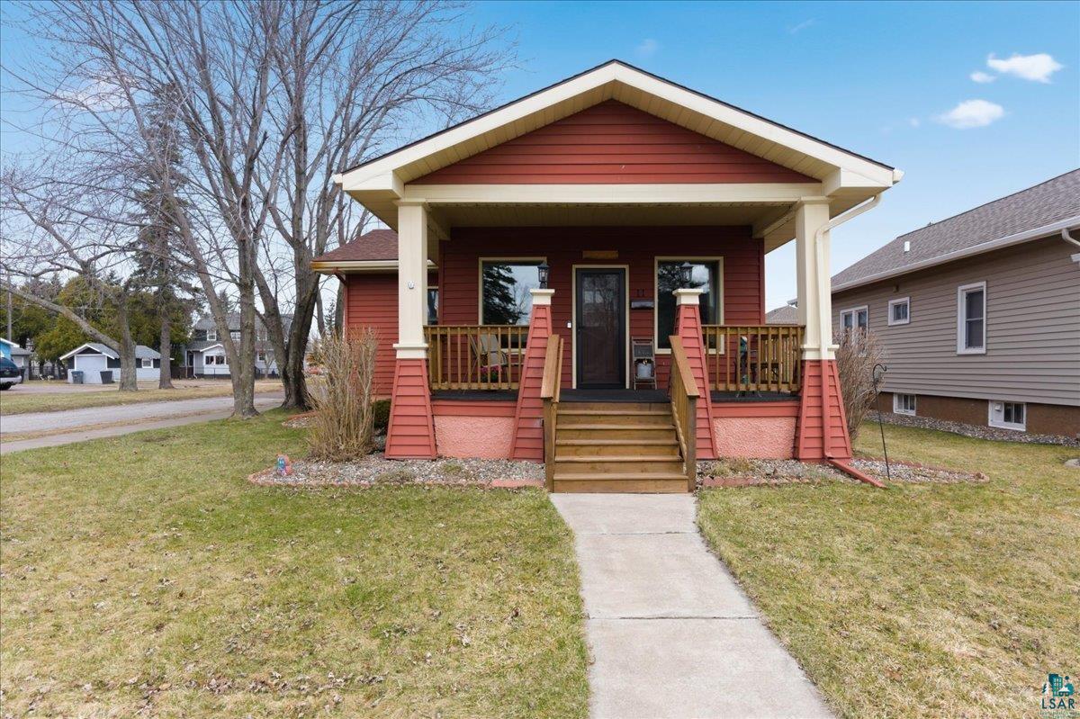 11 B Hayes Ct