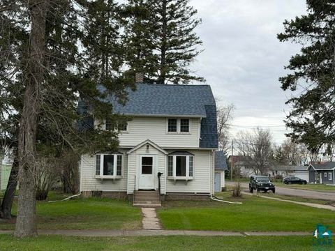 Photo of 1901 Southern Dr, Virginia, MN 55792 (MLS # 6125176)