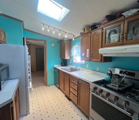 Tiny photo for 21 Kalmia Dr, Duluth, MN 55810 (MLS # 6123944)