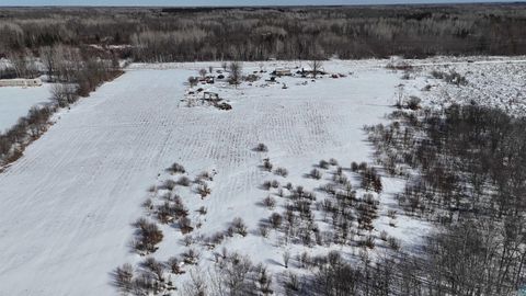 Tiny photo for 2865 Lund Rd, Kettle River, MN 55757 (MLS # 6123989)