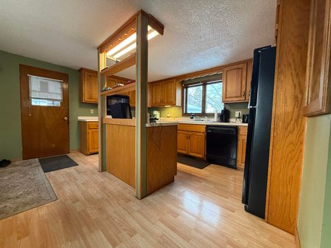 Tiny photo for 609 NW 8th St, Chisholm, MN 55719 (MLS # 6123103)