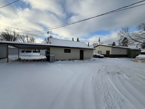 Tiny photo for 609 NW 8th St, Chisholm, MN 55719 (MLS # 6123103)