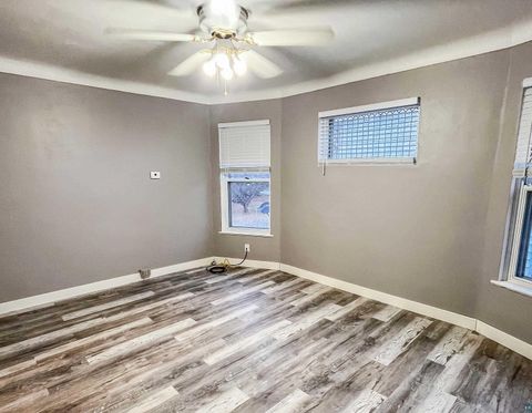 Tiny photo for 419 E 5th St, Duluth, MN 55805 (MLS # 6125068)