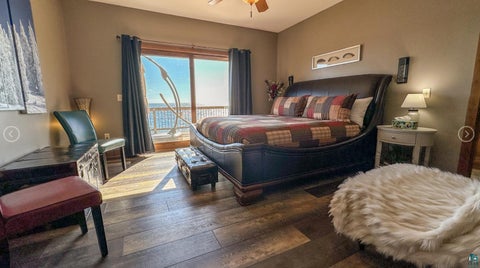 Tiny photo for 41 W Rosebush Ln, Grand Marais, MN 55604 (MLS # 6128202)