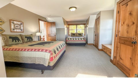 Tiny photo for 41 W Rosebush Ln, Grand Marais, MN 55604 (MLS # 6128202)