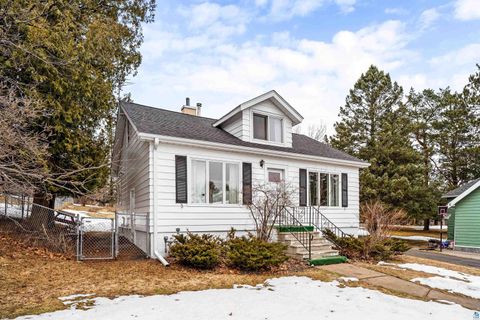Tiny photo for 555 Park St, Duluth, MN 55803 (MLS # 6124282)