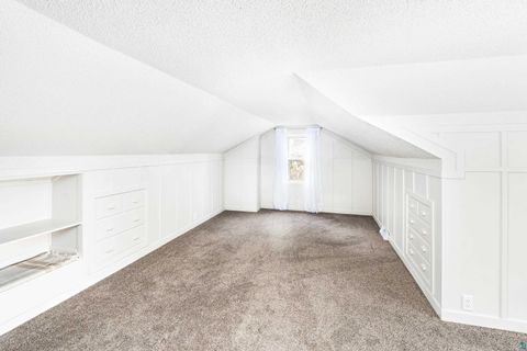 Tiny photo for 555 Park St, Duluth, MN 55803 (MLS # 6124282)