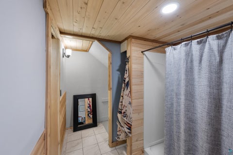 Tiny photo for 4214 Robinson St, Duluth, MN 55804 (MLS # 6127826)